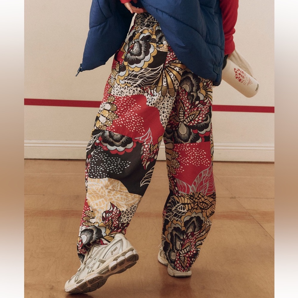 Printed Casual Elastic-Waist Pants - Red Multi - Picture 2 of 7